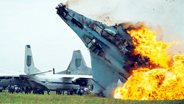 Падение СУ-27 на авиашоу, 27 июня 2002